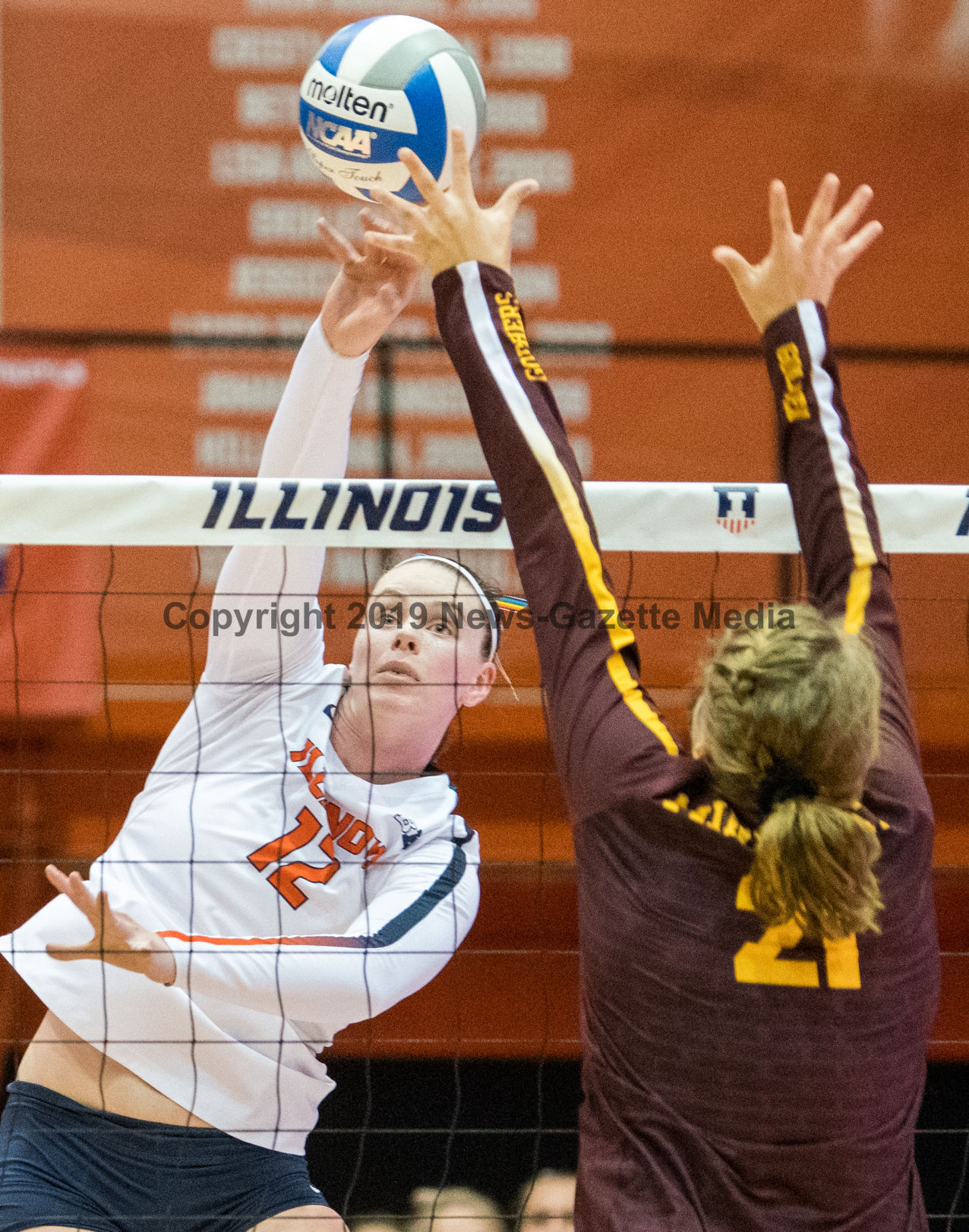 @IlliniVball